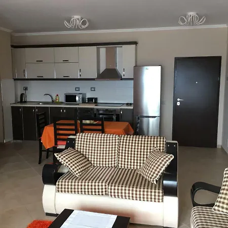 Sunny Apartment
