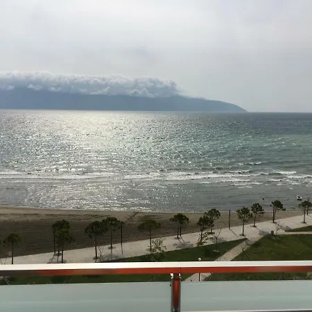 Sunny Vlorë